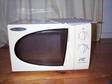 £10 - MICROWAVE OVEN 800W Excellent clean